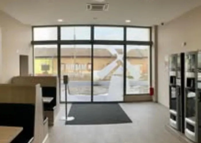 Malom Munkásszálló * Karcag